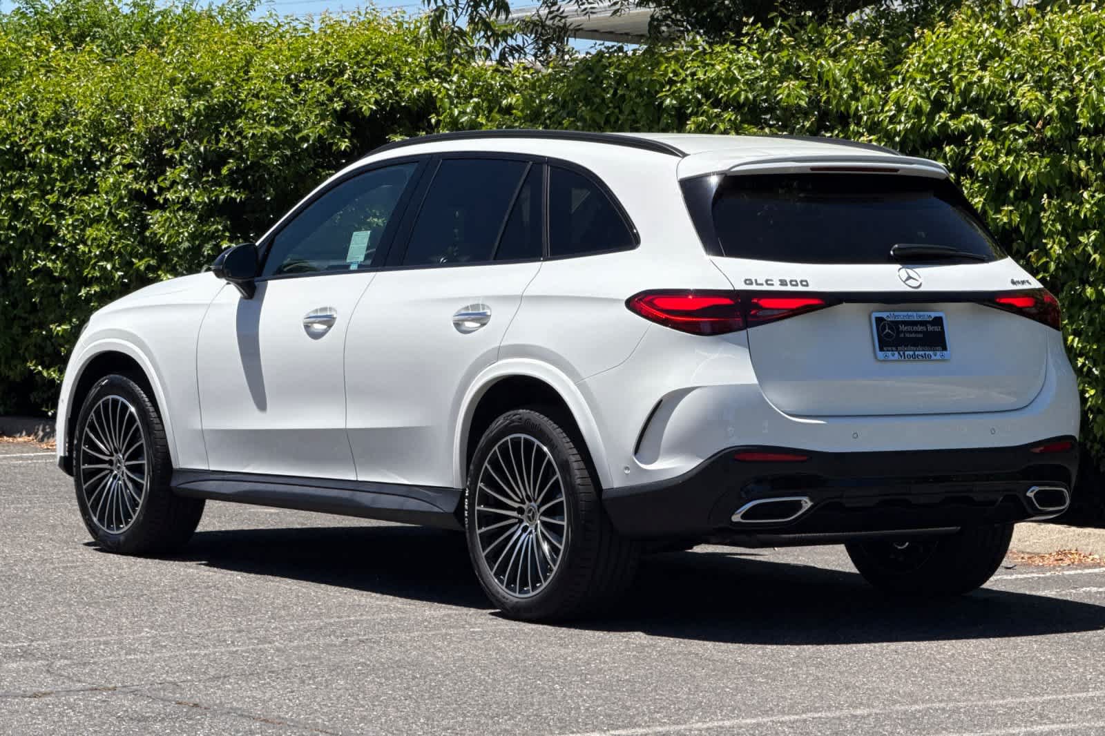 New 2026 Mercedes-Benz GLC 300 4MATIC image 5