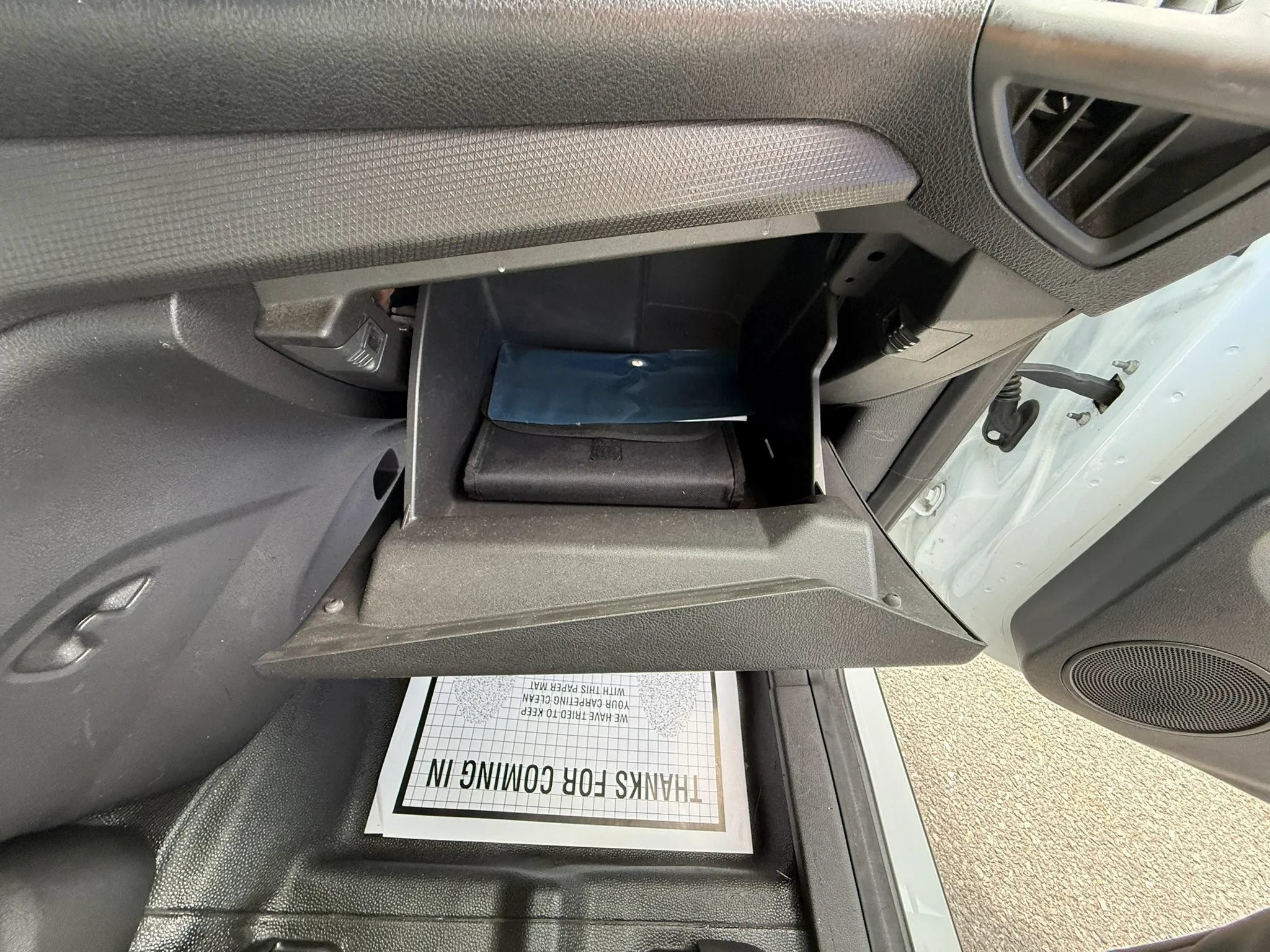 Used 2015 Ford Transit Connect XL FWD image 21