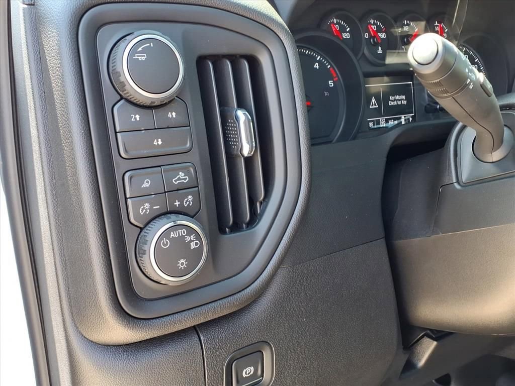 New 2026 Chevrolet Silverado 3500 W/T AWD/4WD image 16