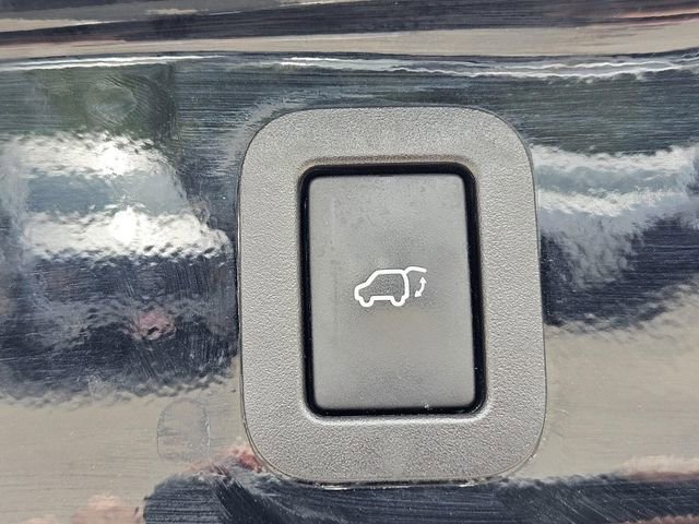 Used 2015 Toyota Highlander Limited image 14