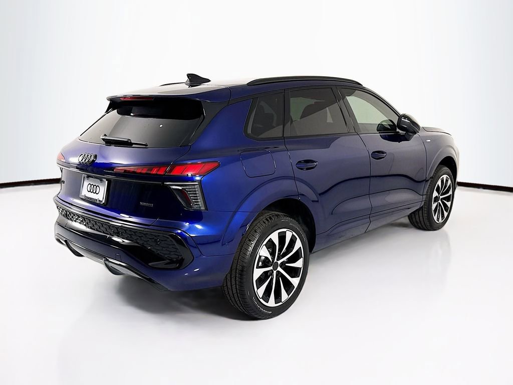 New 2026 Audi Q3 quattro 2.0T AWD/4WD image 5