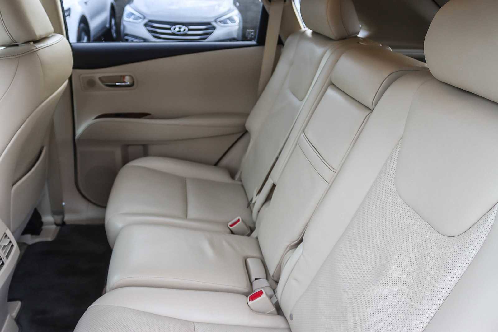 Used 2013 Lexus RX 450h AWD image 18