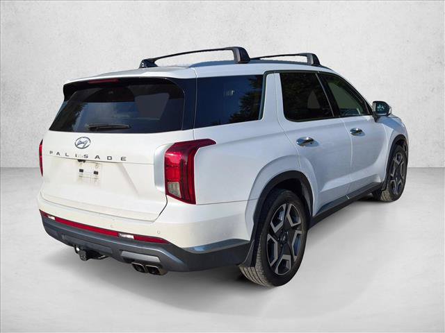 Used 2024 Hyundai Palisade Limited FWD image 5