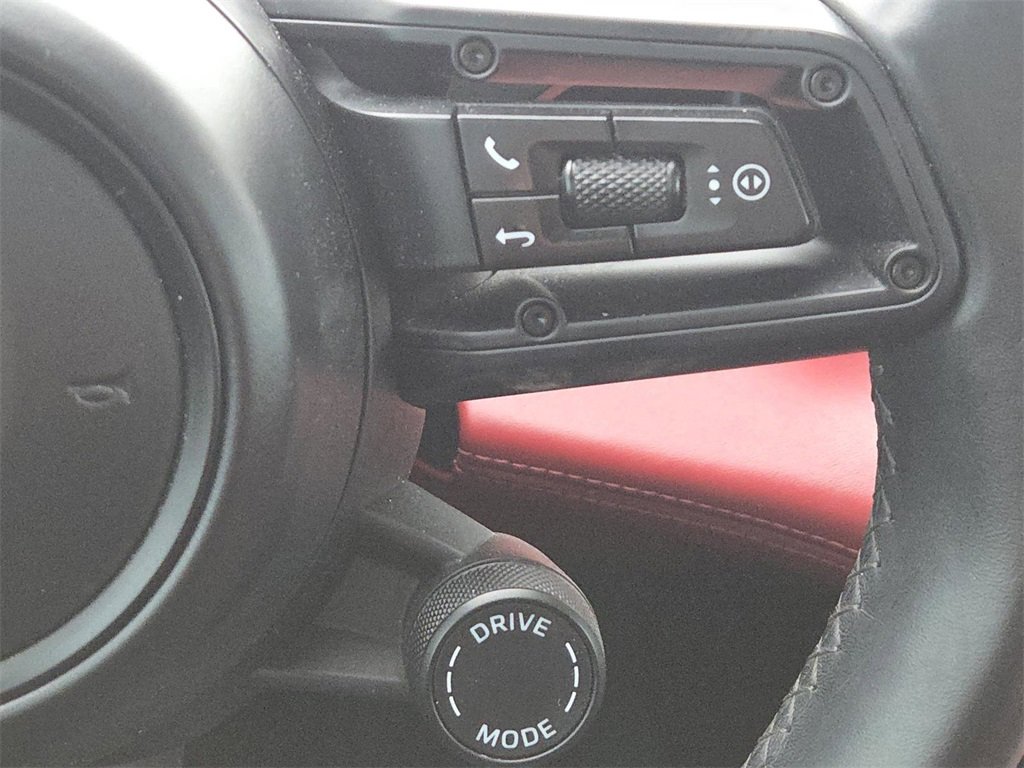 Used 2022 Porsche Taycan 4S image 8