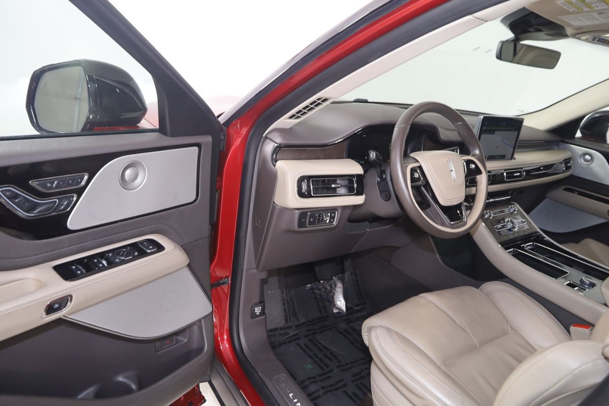 Used 2020 Lincoln Aviator Reserve w/ Equipment Group 202A AWD/4WD image 56