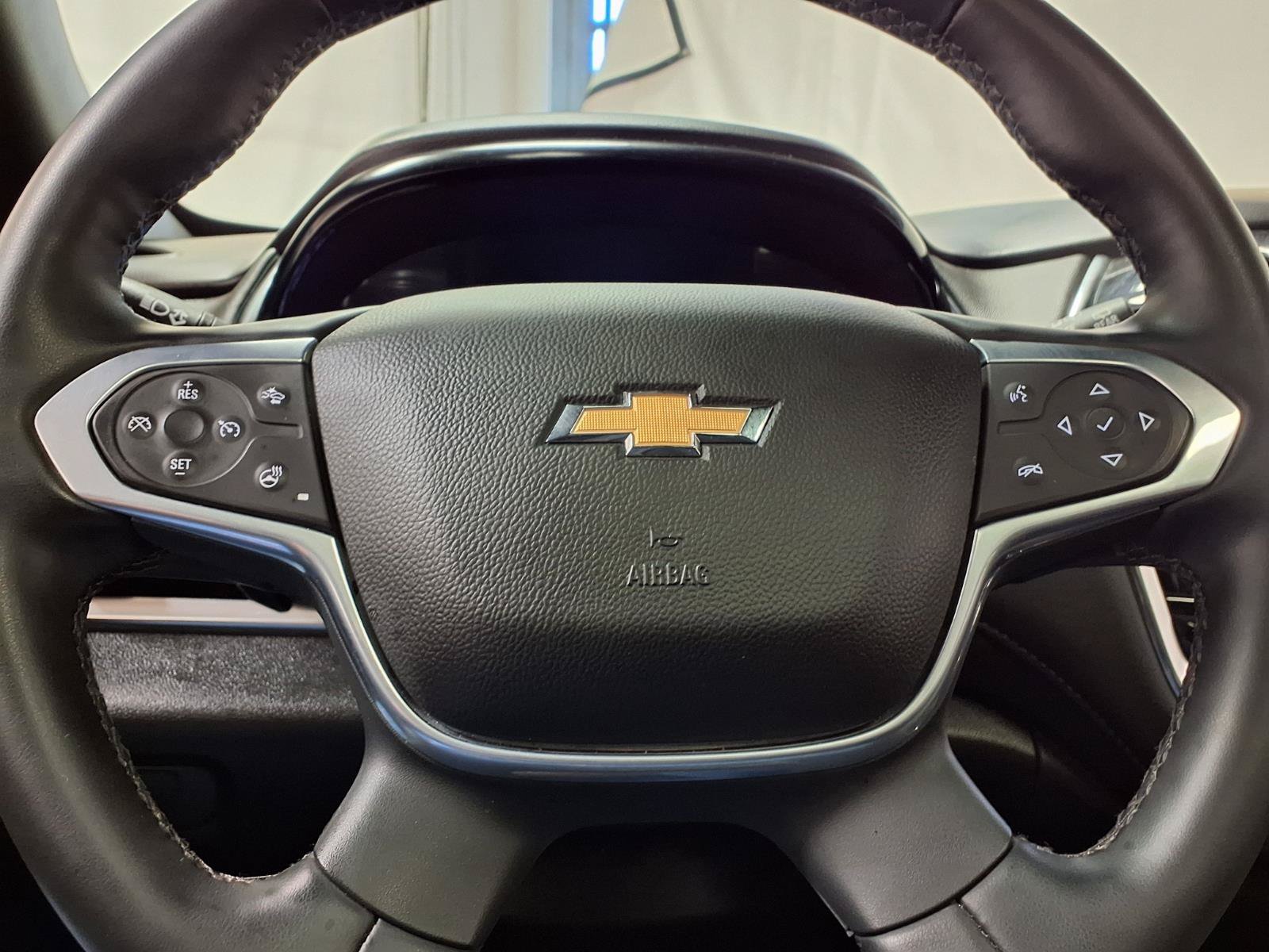 Used 2023 Chevrolet Traverse High Country FWD image 22
