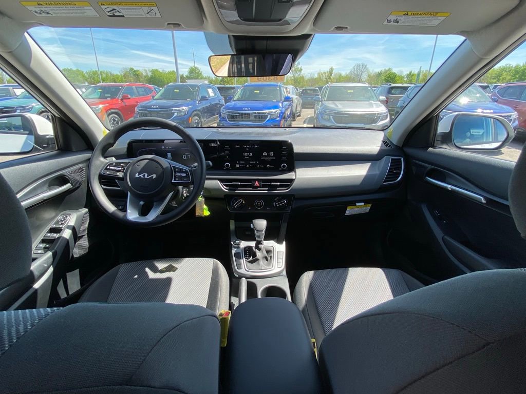 New 2026 Kia Seltos LX FWD image 20