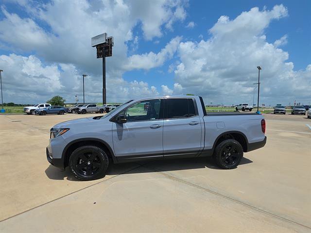 Used 2022 Honda Ridgeline Black Edition image 3