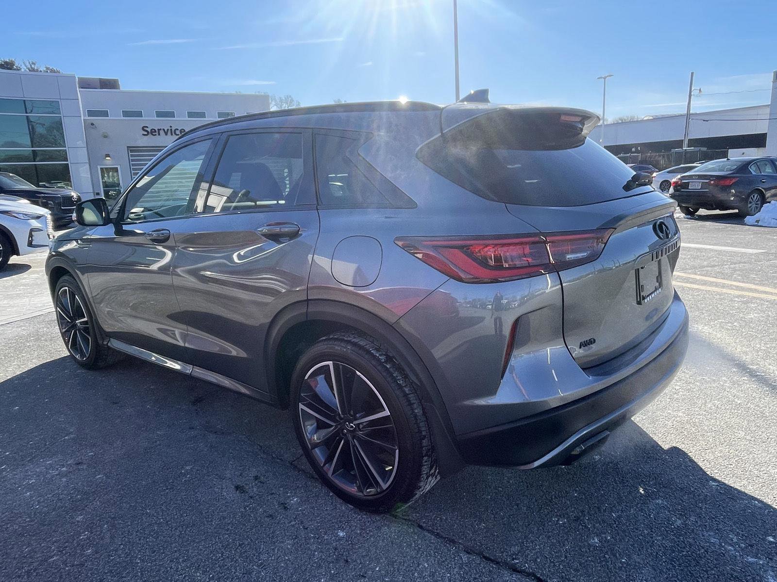 Used 2025 INFINITI QX50 Sport image 4