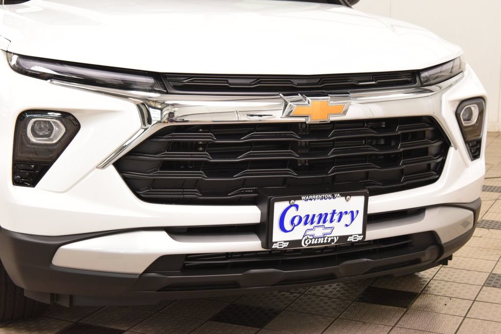 New 2026 Chevrolet TrailBlazer LT w/ Convenience Package FWD image 13
