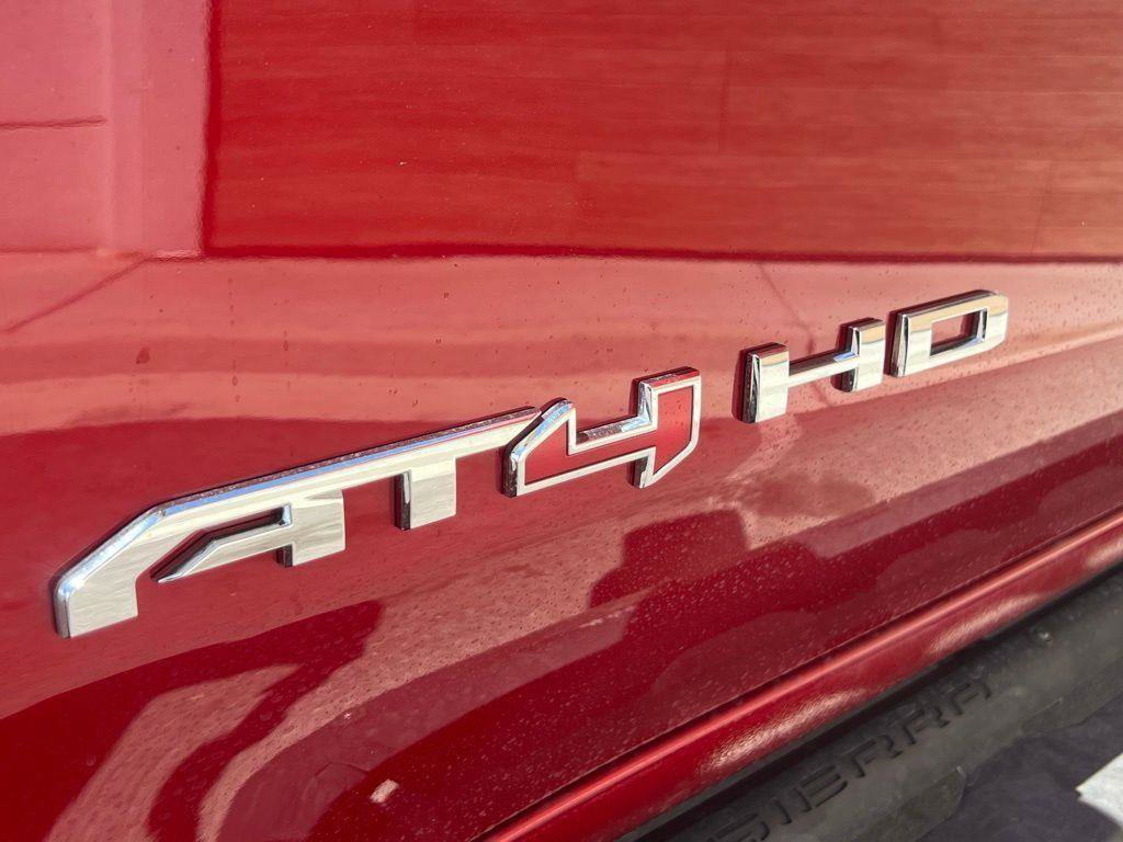 Used 2024 GMC Sierra 2500 AT4 w/ AT4 Preferred Package image 14