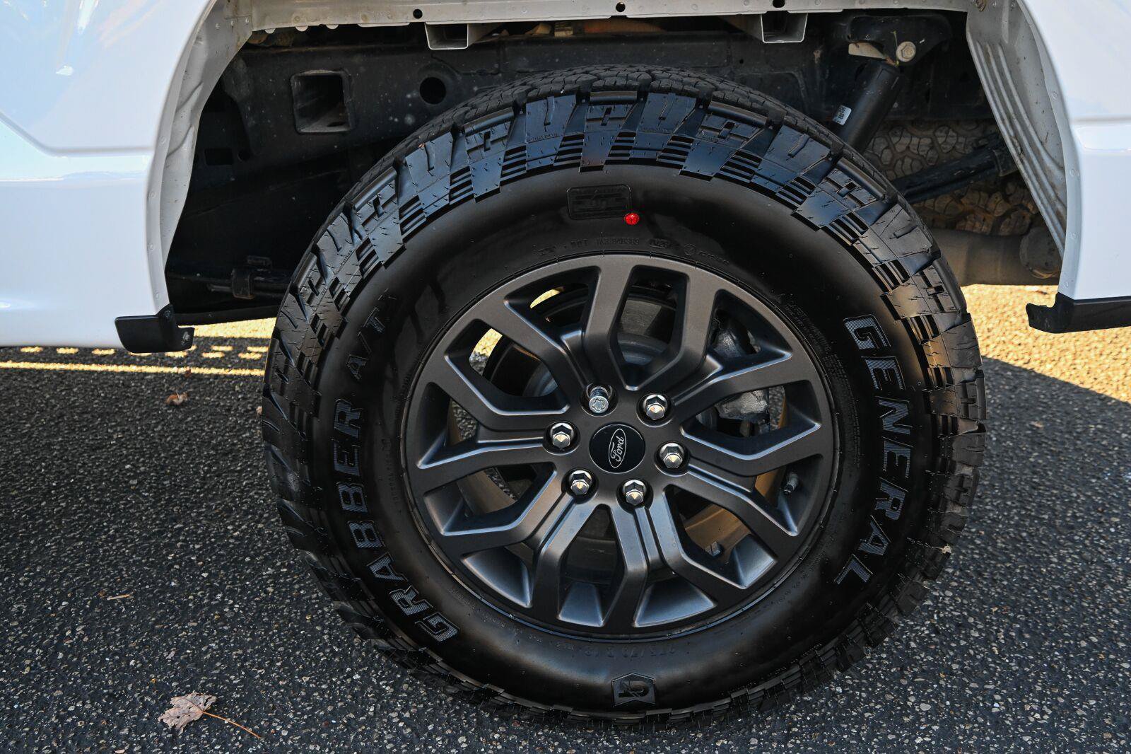 Used 2026 Ford F150 Tremor w/ Equipment Group 402B MID AWD/4WD image 13