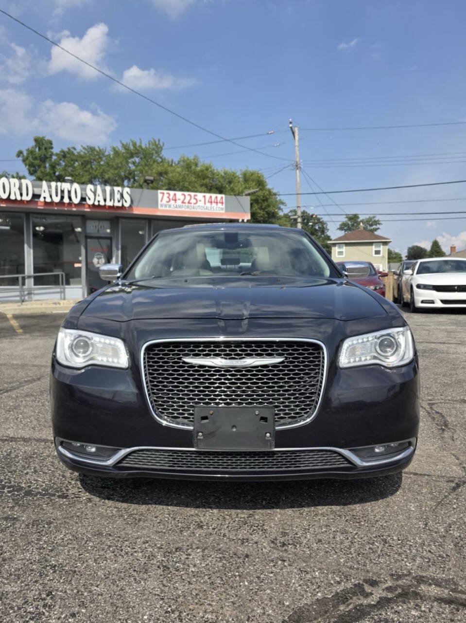 Used 2016 Chrysler 300 C AWD/4WD image 7