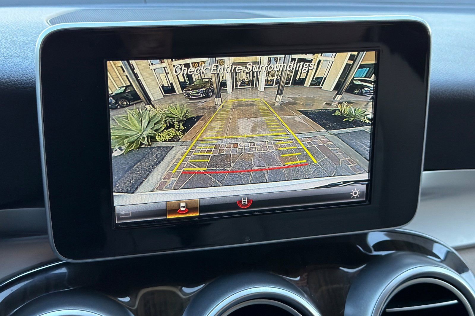 Used 2019 Mercedes-Benz GLC 300 image 22