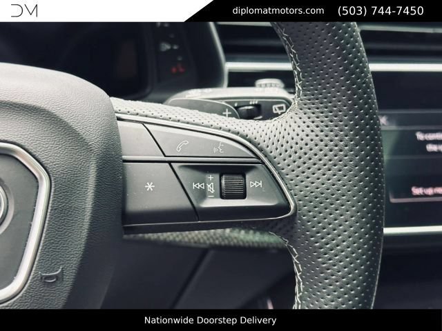 Used 2023 Audi SQ8 Prestige AWD/4WD image 31