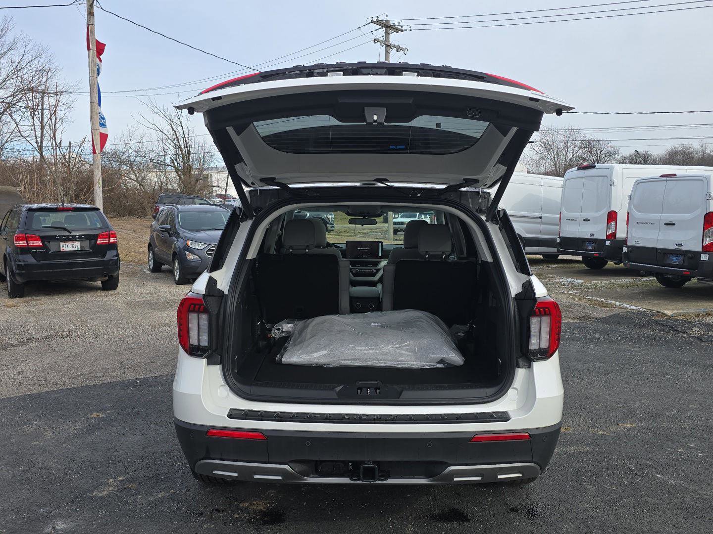 New 2026 Ford Explorer Active w/ Active Comfort Package image 34