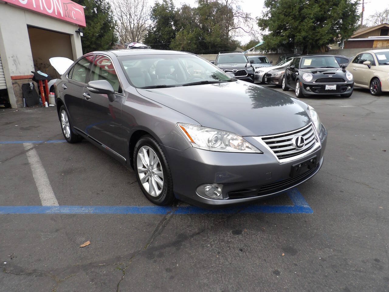 Used 2012 Lexus ES 350 FWD image 2