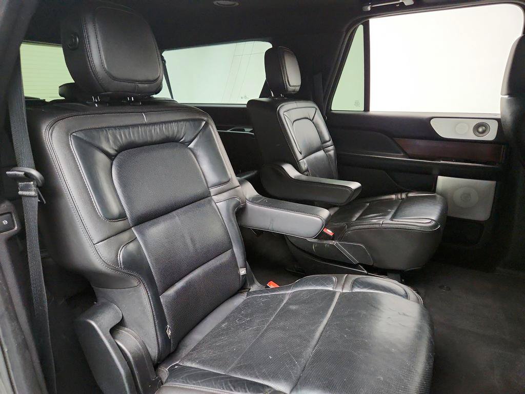 Used 2018 Lincoln Navigator L Reserve w/ Technology Package AWD/4WD image 30