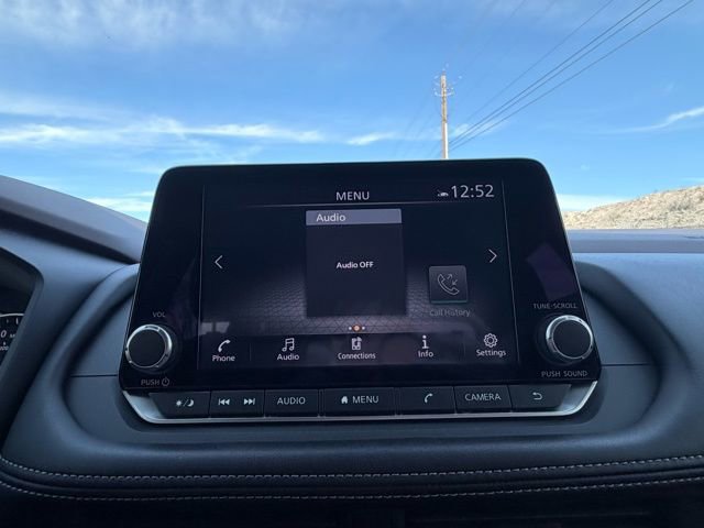 Used 2023 Nissan Rogue SV image 13