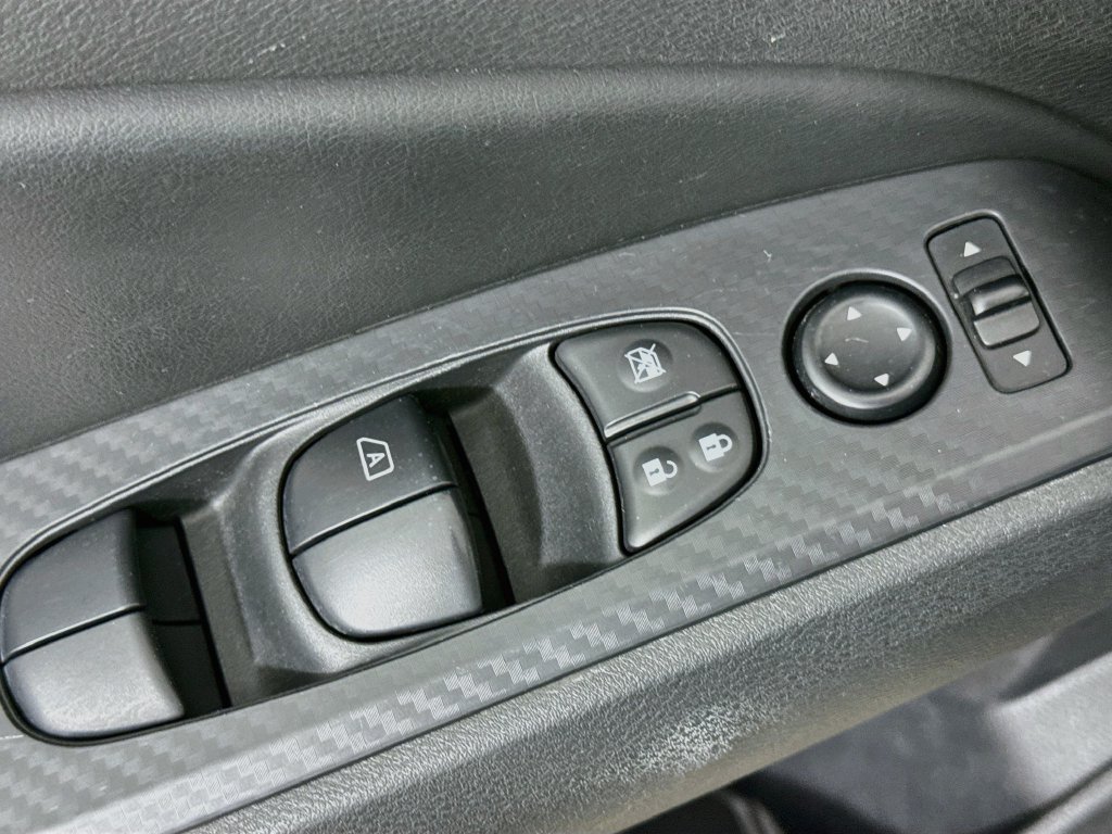 Used 2023 Nissan Altima 2.5 S FWD image 18