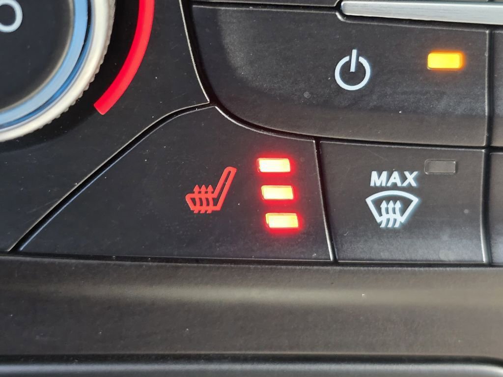 Used 2018 Ford Escape SE image 6