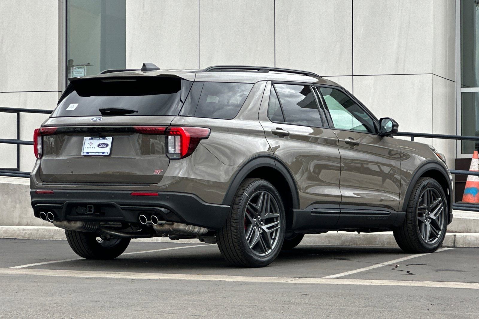 New 2026 Ford Explorer ST w/ Sun And Sound Package image 3