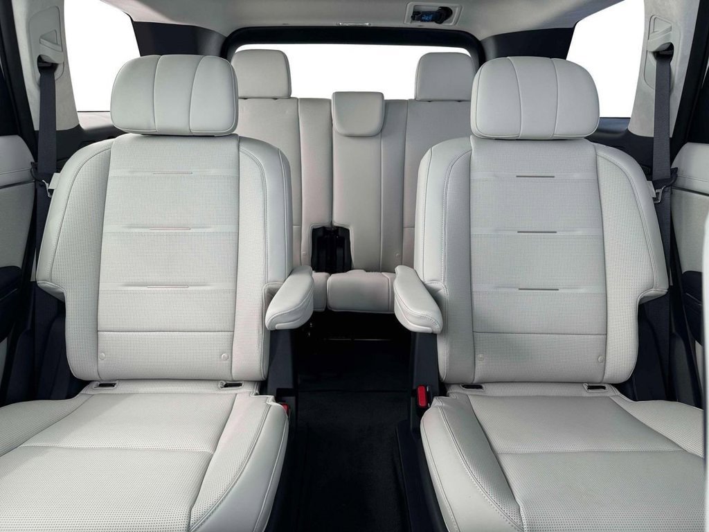 New 2026 Hyundai Palisade Calligraphy AWD/4WD image 16