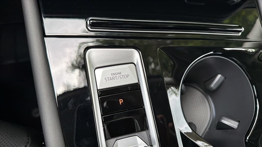 New 2026 Volkswagen Atlas SE FWD image 37