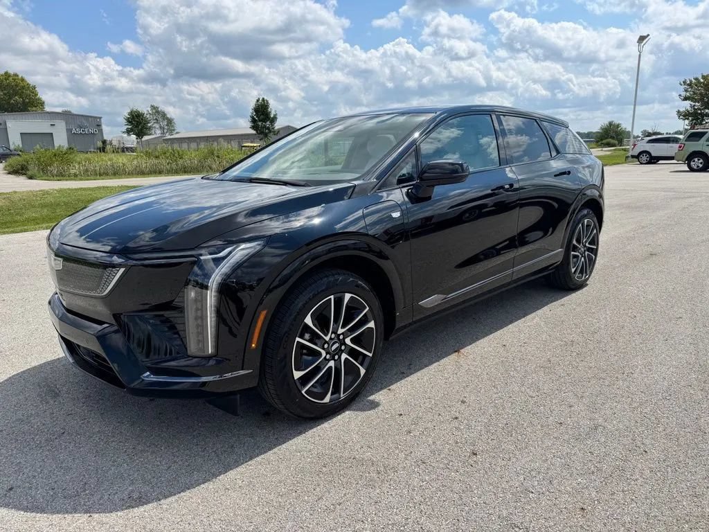 New 2027 Cadillac Optiq Premium Sport AWD/4WD image 3