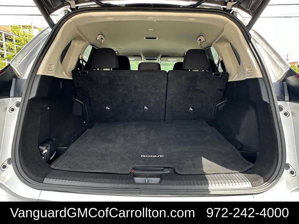 Used 2024 Nissan Rogue SV AWD/4WD image 27