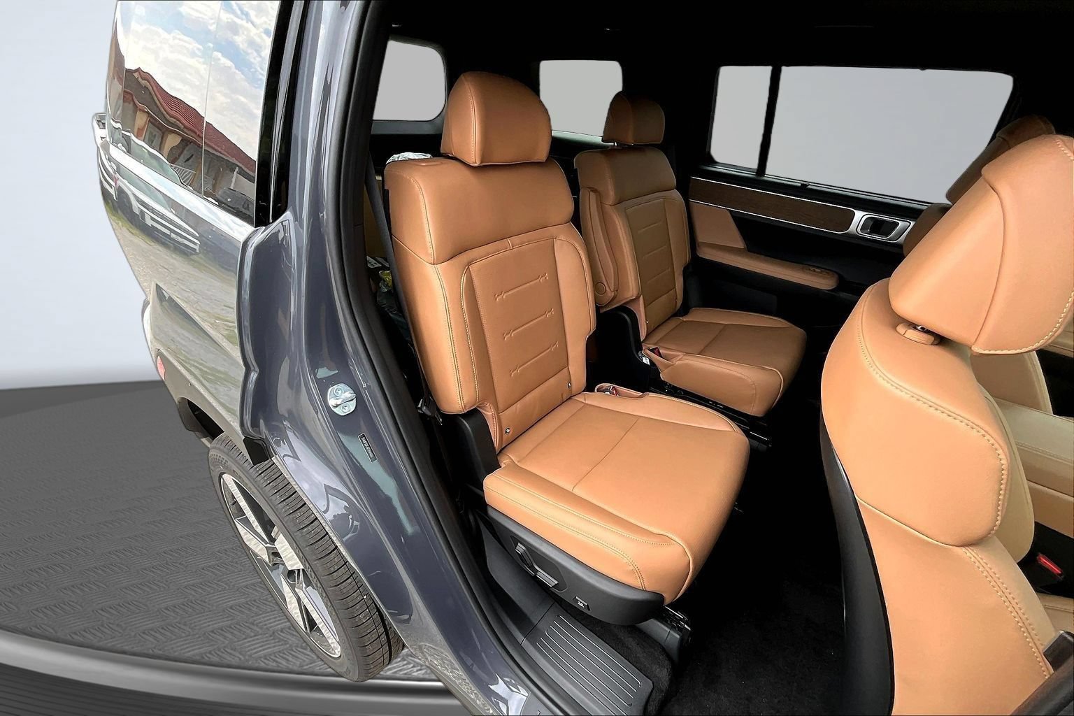 New 2026 Hyundai Santa Fe Limited AWD/4WD image 13