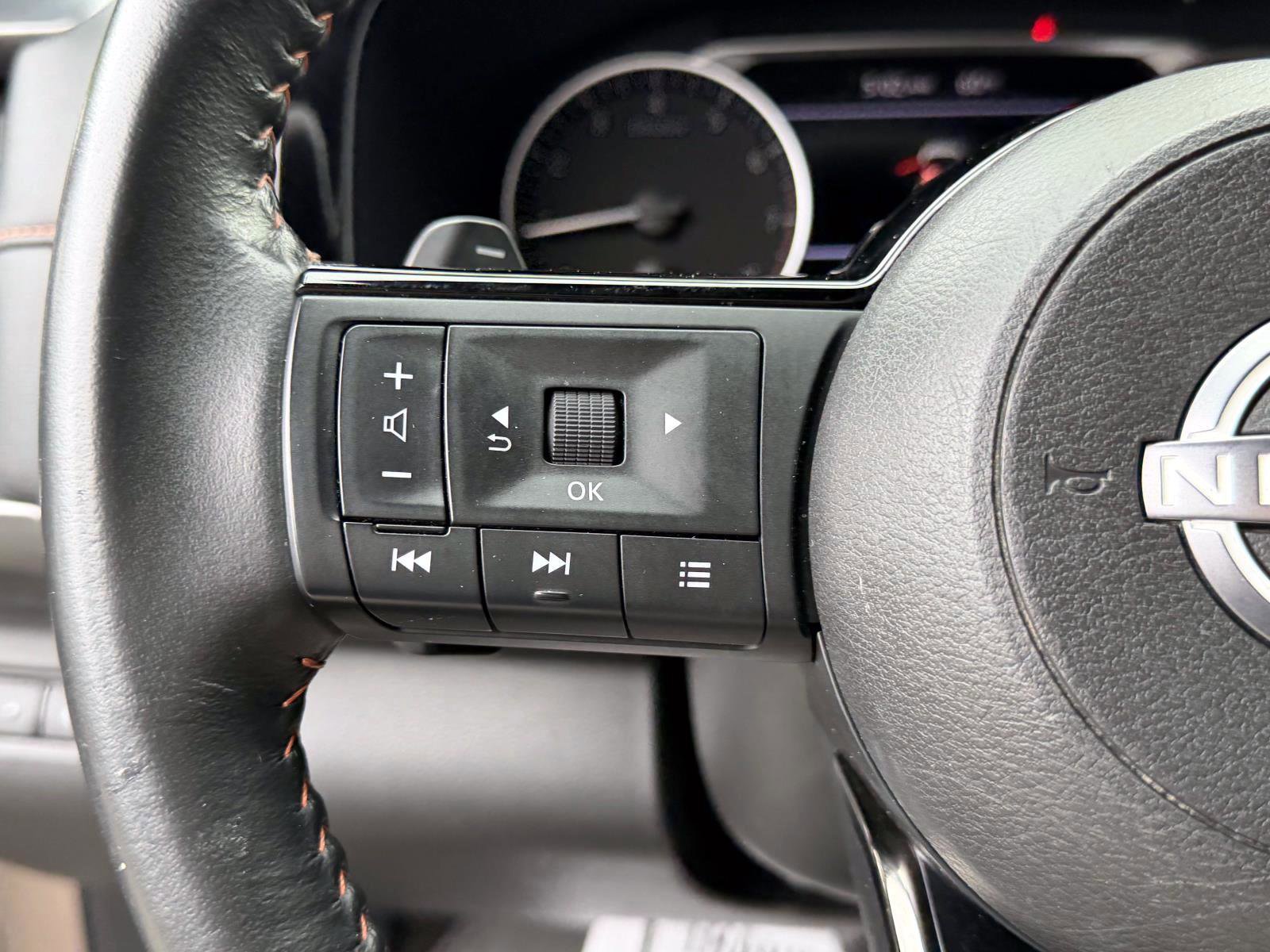 Used 2023 Nissan Pathfinder Rock Creek AWD/4WD image 21