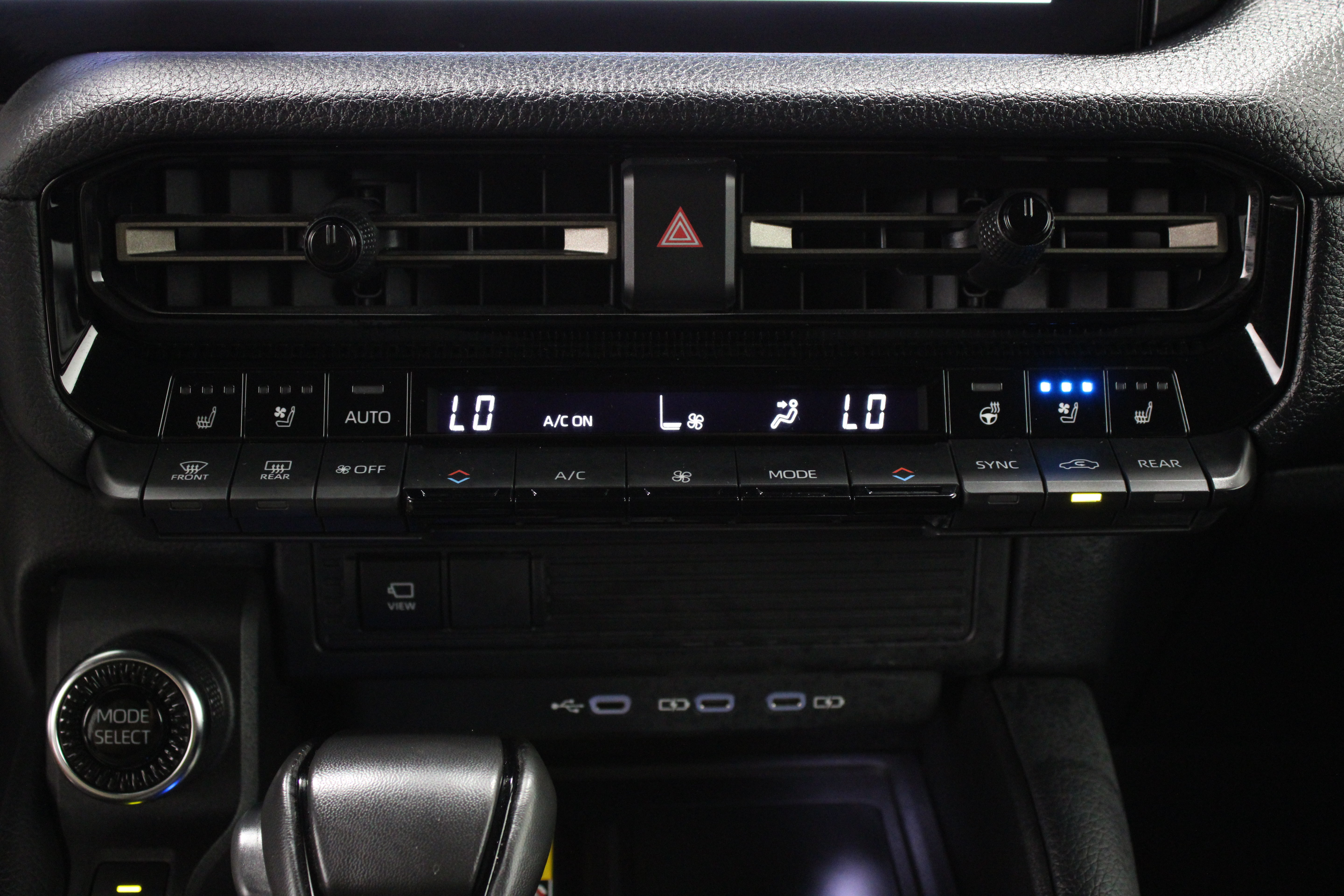 Used 2025 Toyota Land Cruiser w/ Premium Package AWD/4WD image 20