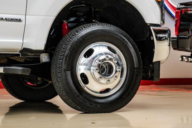 Used 2017 Ford F350 Lariat w/ Lariat Value Package image 58