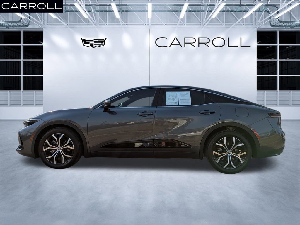 Used 2023 Toyota Crown Limited image 7