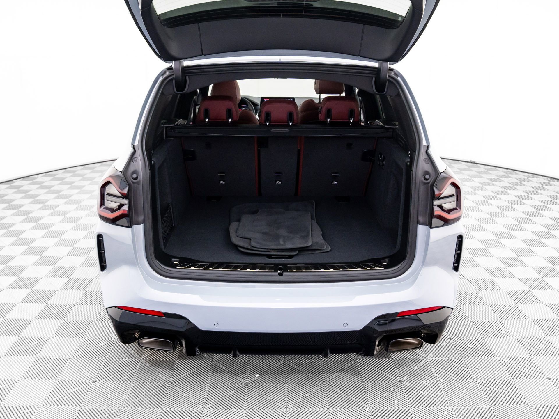 Certified 2024 BMW X3 xDrive30i w/ Premium Package w/ZPA image 31