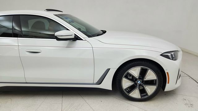 Used 2025 BMW i4 xDrive40i w/ Premium Package AWD/4WD image 7