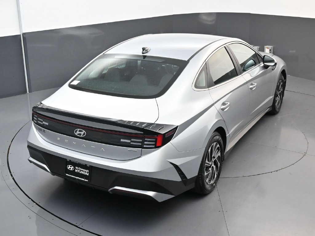 Certified 2026 Hyundai Sonata Blue FWD image 17