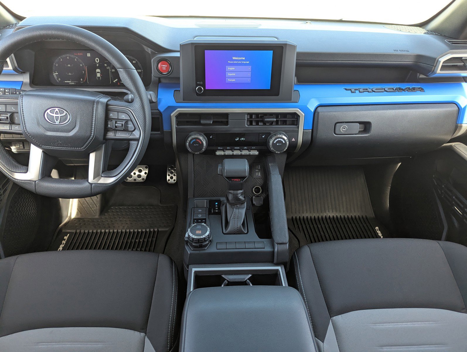 Used 2025 Toyota Tacoma TRD Sport image 14