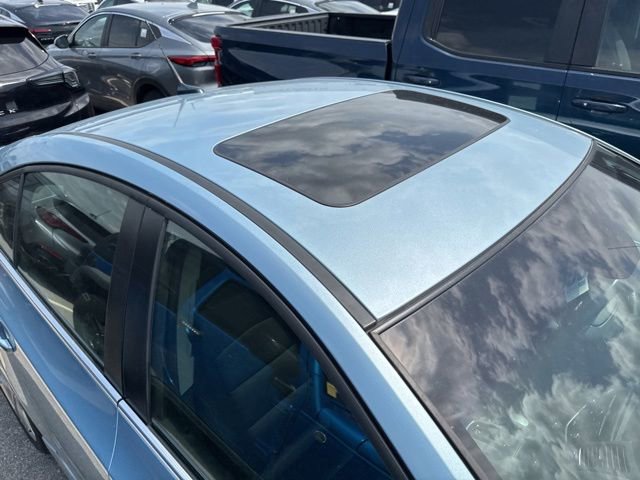 Used 2012 Chevrolet Cruze LTZ w/ RS Package FWD image 9