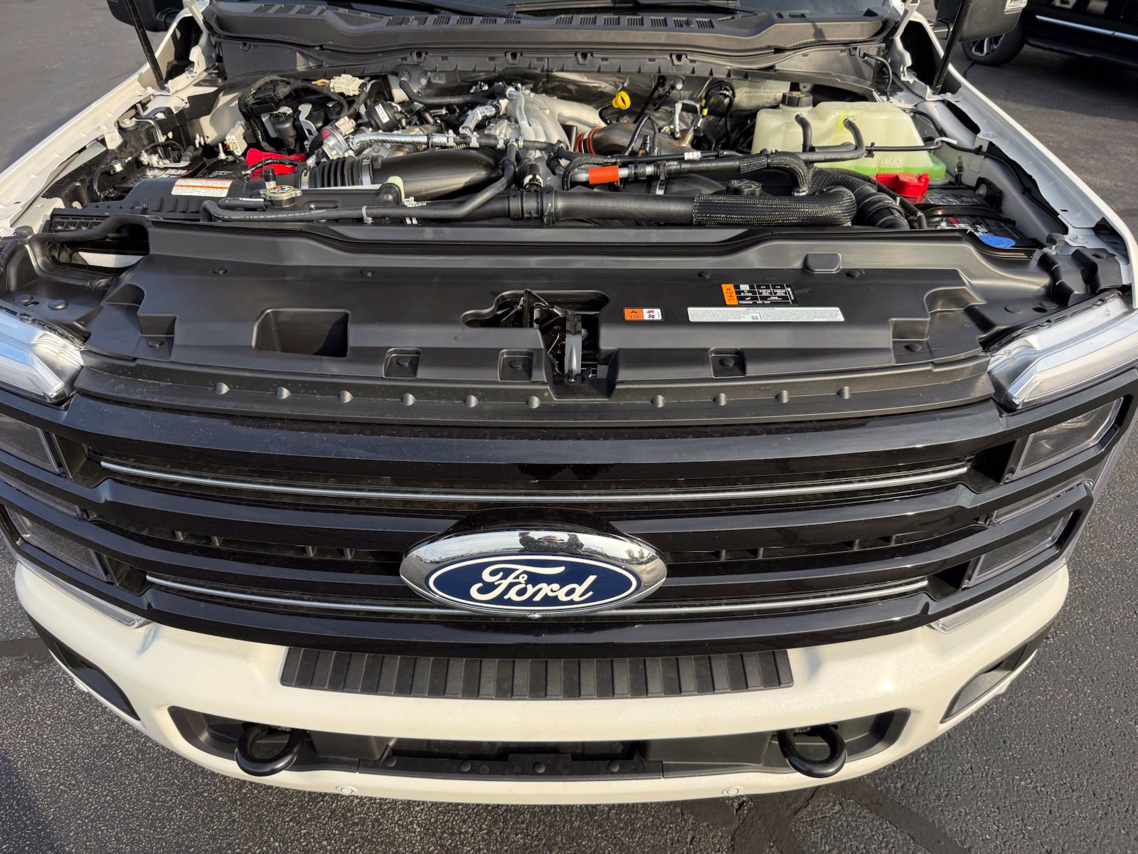 New 2027 Ford F250 Platinum w/ Tremor Off-Road Package AWD/4WD image 43