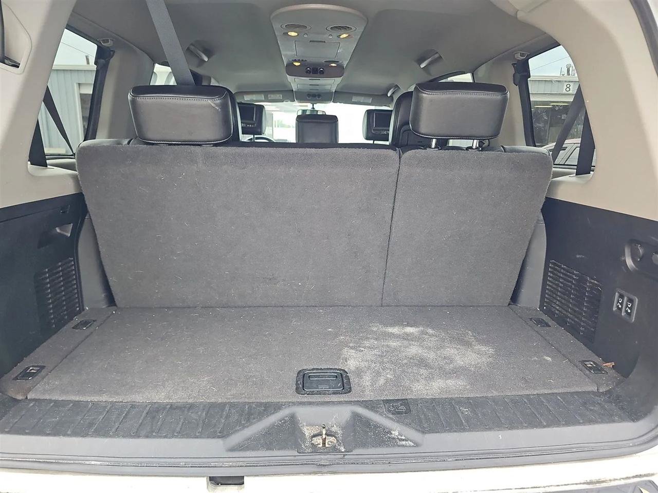 Used 2015 Nissan Armada Platinum RWD image 15