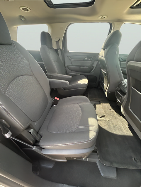 Used 2015 GMC Acadia SLE AWD/4WD image 9
