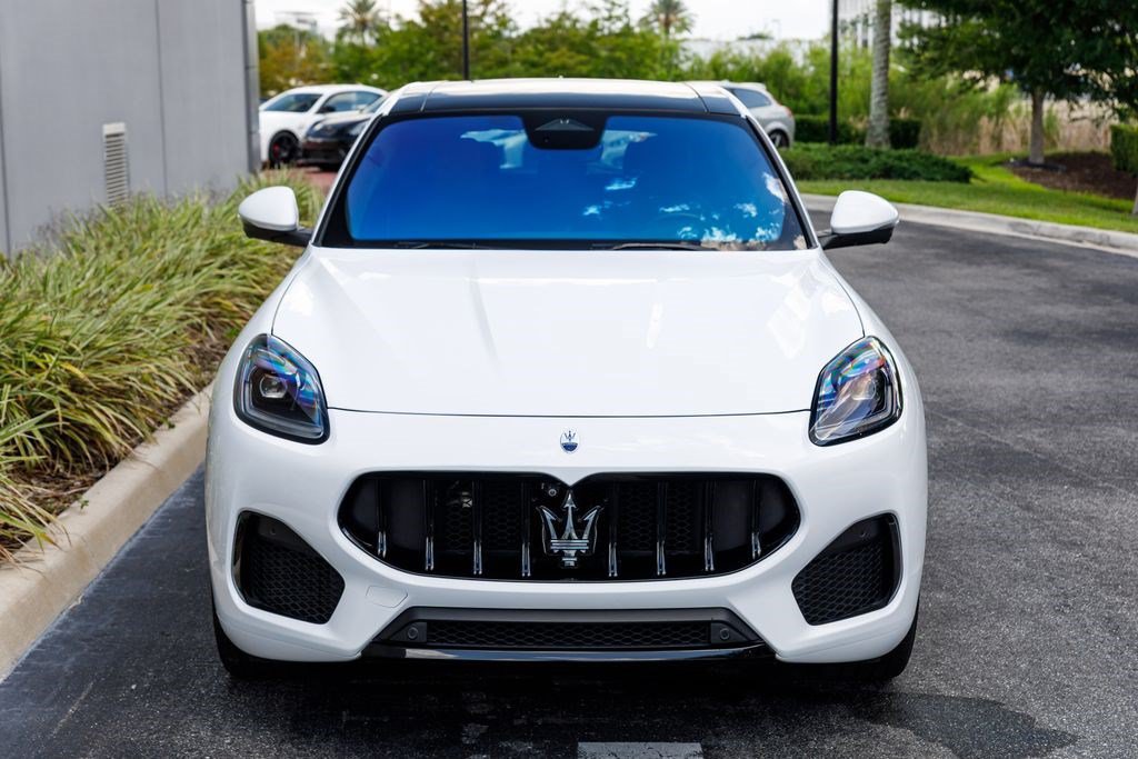 Certified 2023 Maserati Grecale Modena AWD/4WD image 8