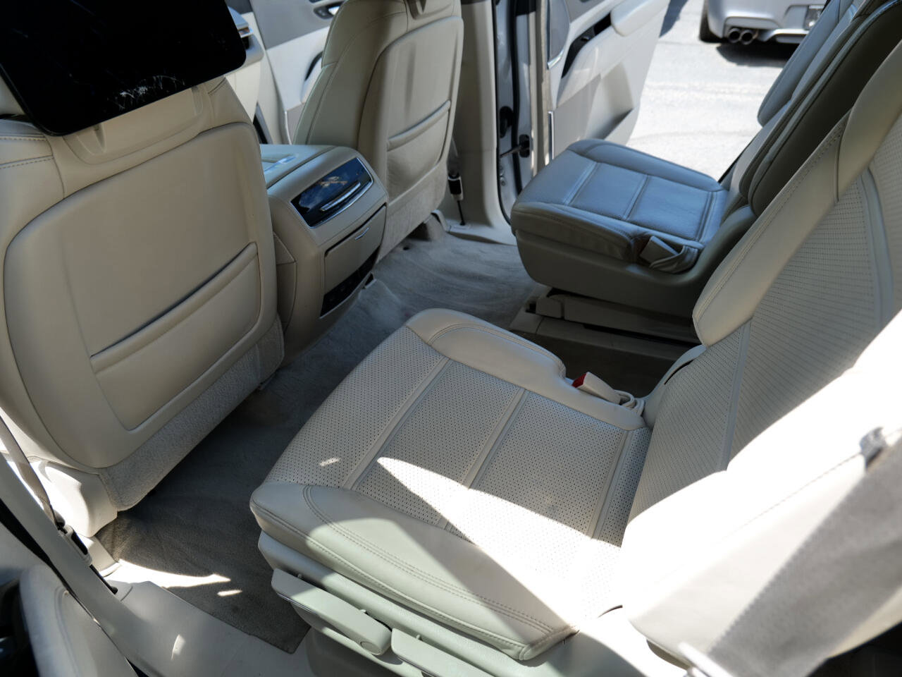 Used 2021 Cadillac Escalade Sport Platinum image 50