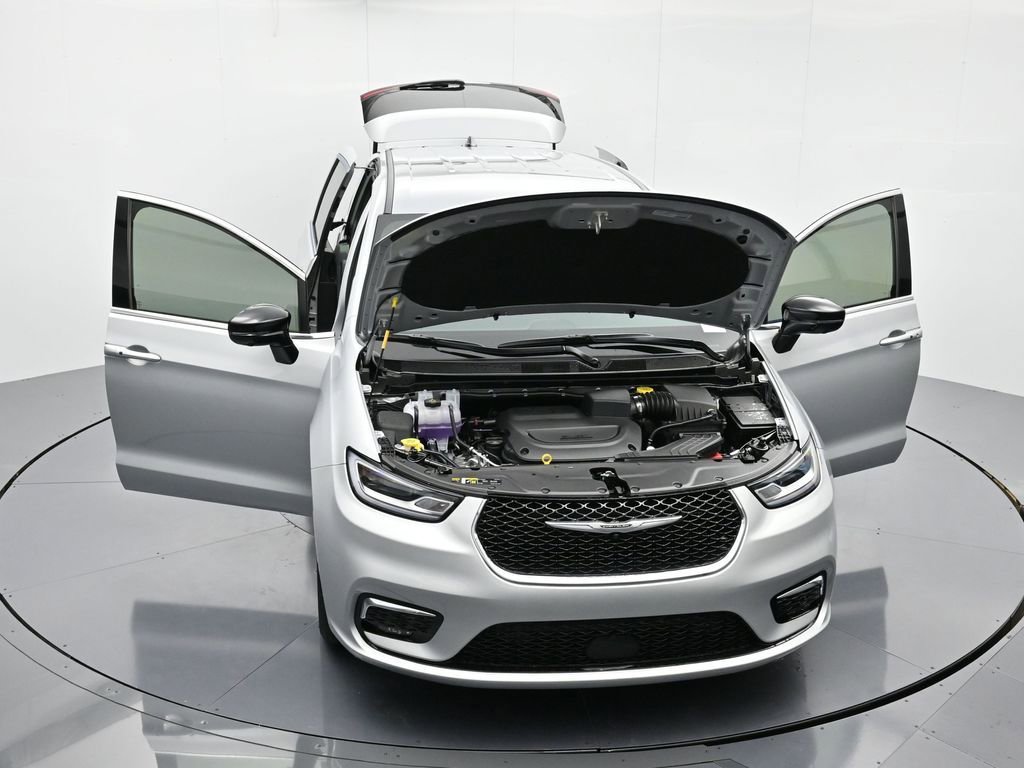 New 2026 Chrysler Pacifica Select FWD image 41