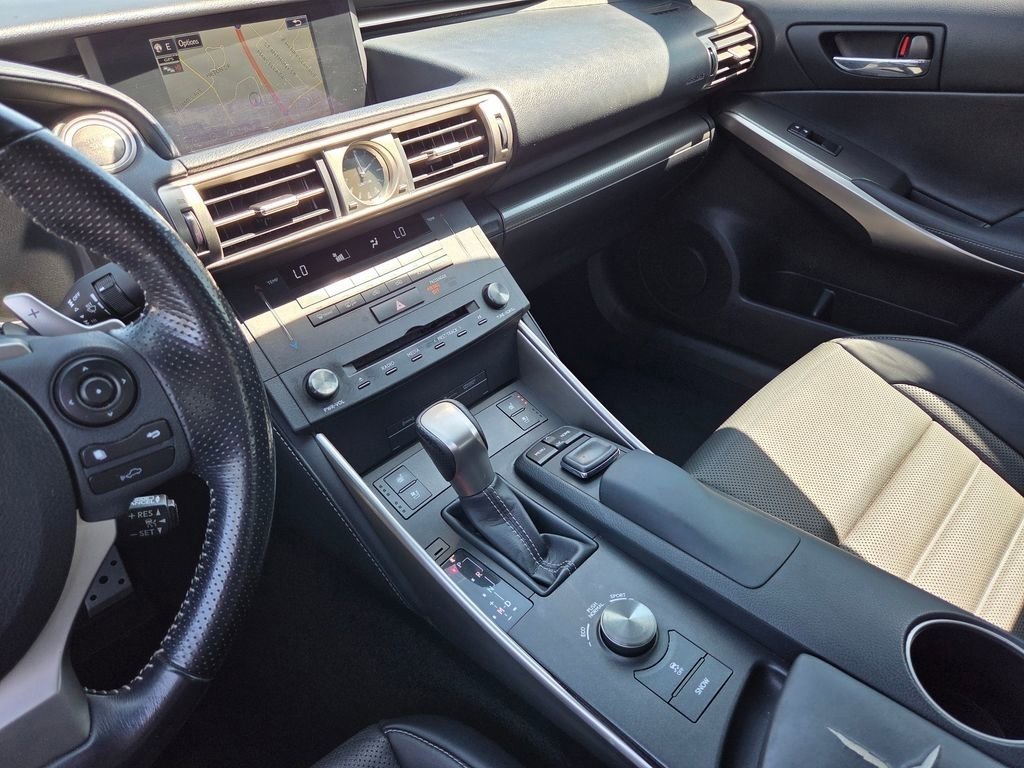 Used 2016 Lexus IS 200t w/ F Sport Package RWD image 36