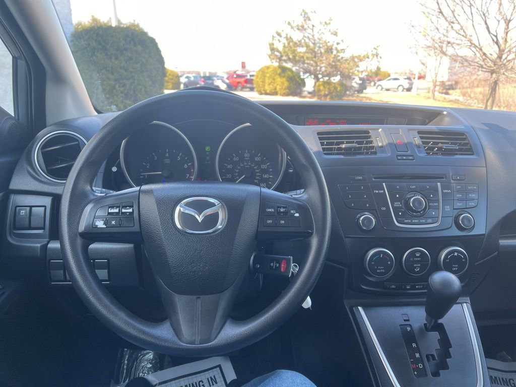 Used 2014 MAZDA MAZDA5 Sport image 22