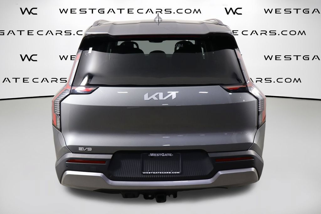 Used 2024 Kia EV9 Wind AWD/4WD image 4