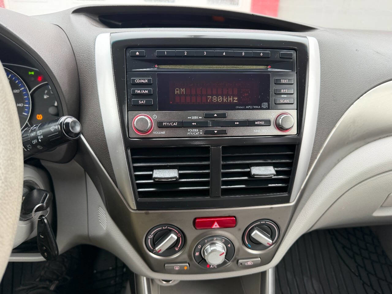 Used 2010 Subaru Forester 2.5X Premium w/ Popular Equipment Group 1A image 39